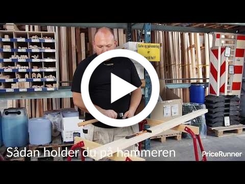 Gør Det Selv ekspert Anders Stryger Larsen giver gode råd om valg af hammer og giver tips til hvordan du holder korrekt på hammeren.