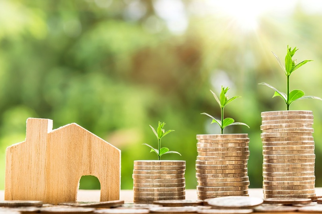 What are the Benefits of Buying a House?