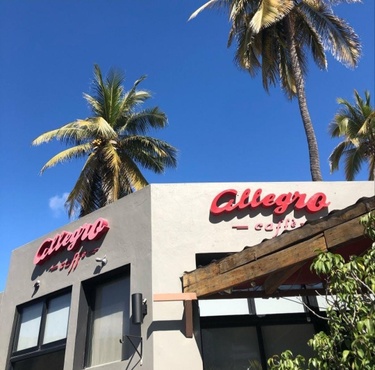 Allegro Cafe  y Desayunos