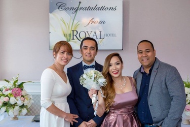 With our Ate Gladys & Kuya Jason in Ireland.