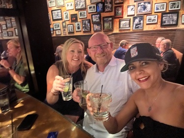 This Bar! Becky, Lou and Lei: The three of us taking on Nashville!