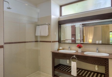 Bustani Garden Room