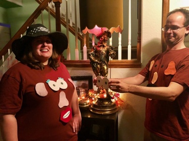 Mr and Mrs Potato Head halloween costumes! :)