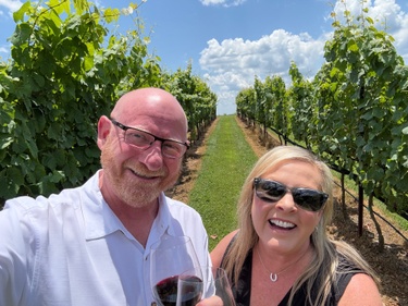 Montaluce Winery - Cheers! 