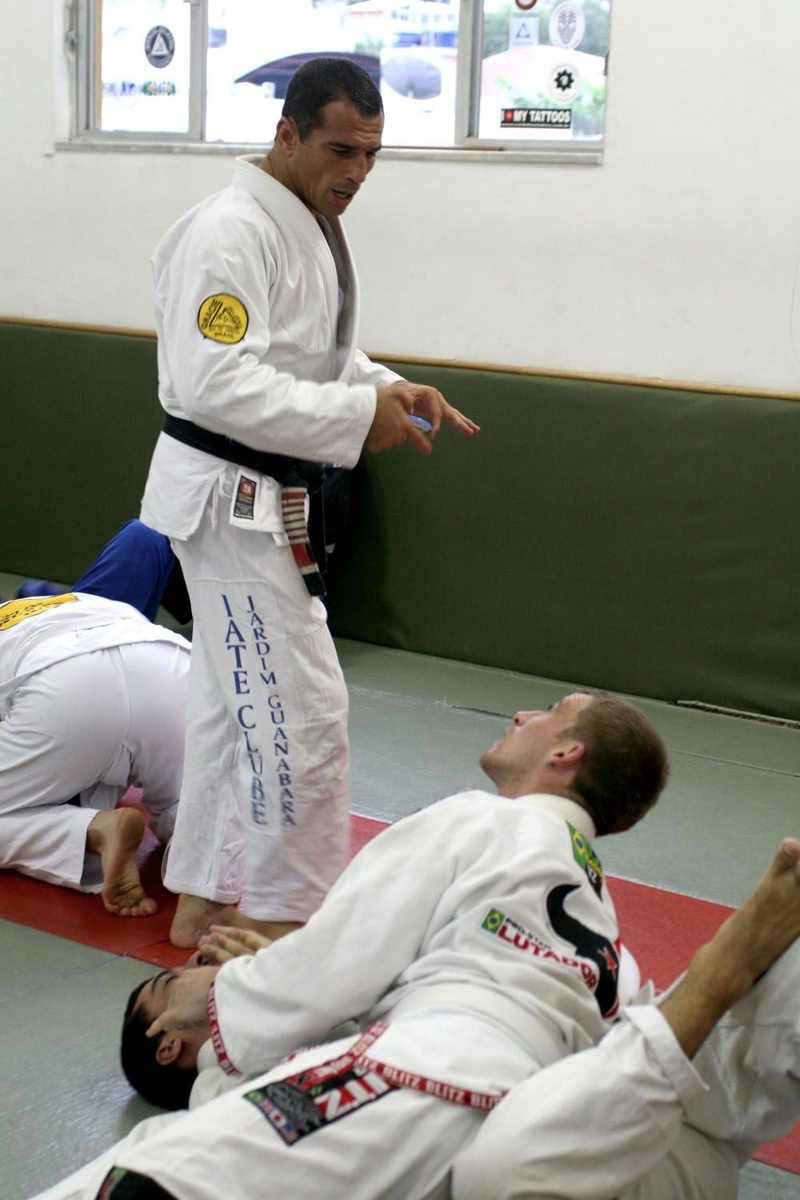 Brazilian Jiu-Jitsu camp: um dia com Royler Gracie na lendária academia Gracie Humaitá