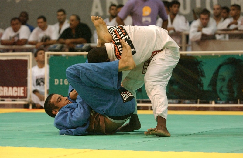 Fabrício Werdum lutando mundial na faixa-marrom, em 2002.
