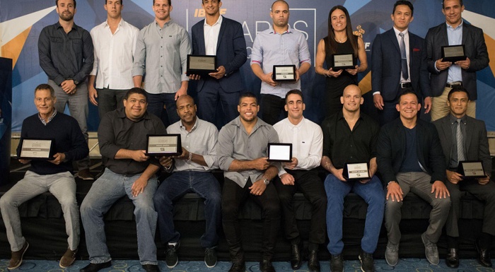 IBJJF Awards Ceremony 2016 honors BJJ athletes, schools and legends from the past