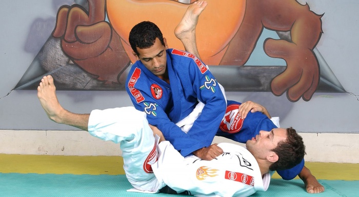 Brazilian Jiu-Jitsu lesson: Marcio Feitosa teaches the classic armbar