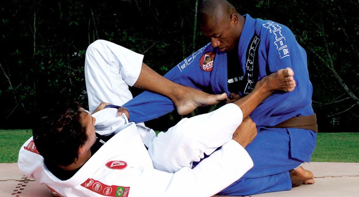 Jefferson Moura ensina uma omoplata partindo da guarda laçada