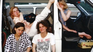 DIE BRAUT HAUT INS AUGE