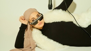 COLOGNE COMEDY FESTIVAL: Anissa Loucif - MACH NICHT SO AUF TEUER "Köln-Premiere")