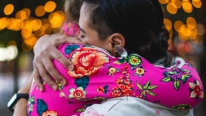 mírate a través de mí