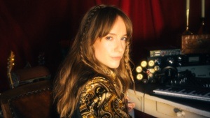 LUISA - Call me the witch