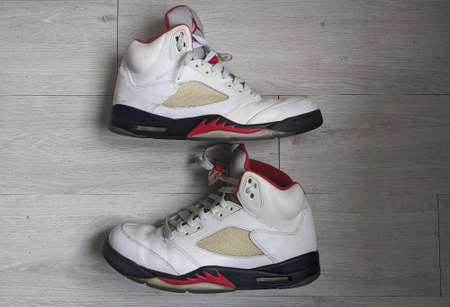 Air Jordan 5 - Buy Air Jordan 5 Size 11 Used Sneakers - KLEKT (US)