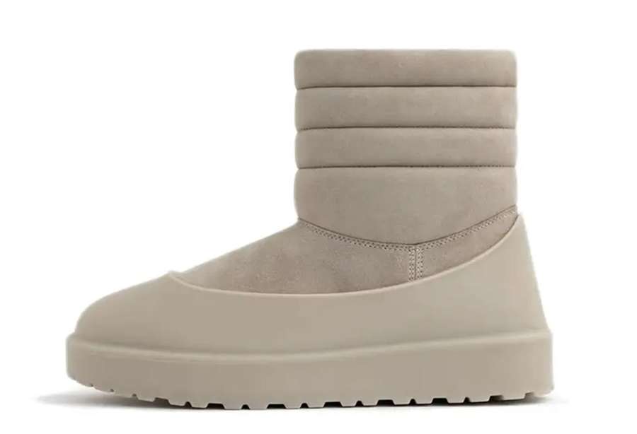 UGG x STAMPD Classic Boot Putty (2023)