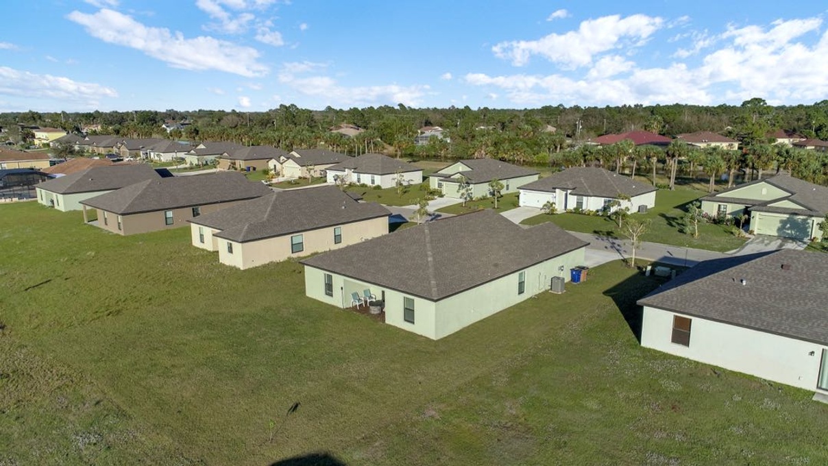 158 Shadow Lakes Dr Lehigh Acres, FL 33974 RP Funding Florida Mortgages