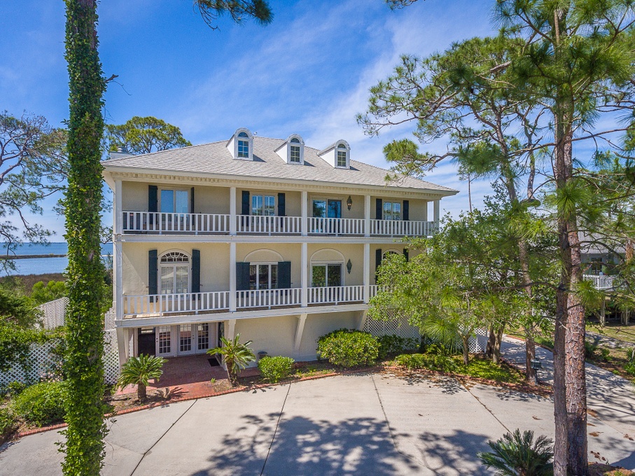 1709 E Gulf Beach Dr Saint Island, FL 32328 RP Funding