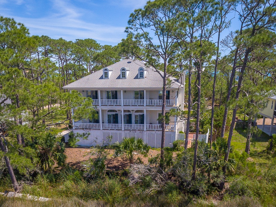 1709 E Gulf Beach Dr Saint Island, FL 32328 RP Funding