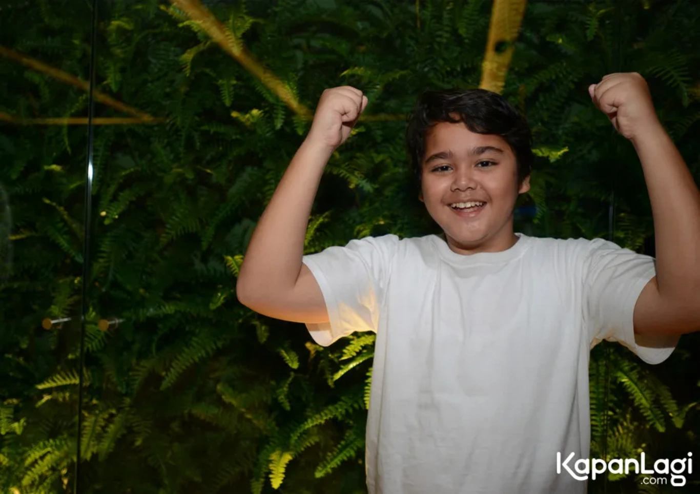 Jika Anda tidak melihat foto Adam Farrel, kemungkinan karena foto dengan nomor tersebut tidak tersedia di Kapanlagi.com™