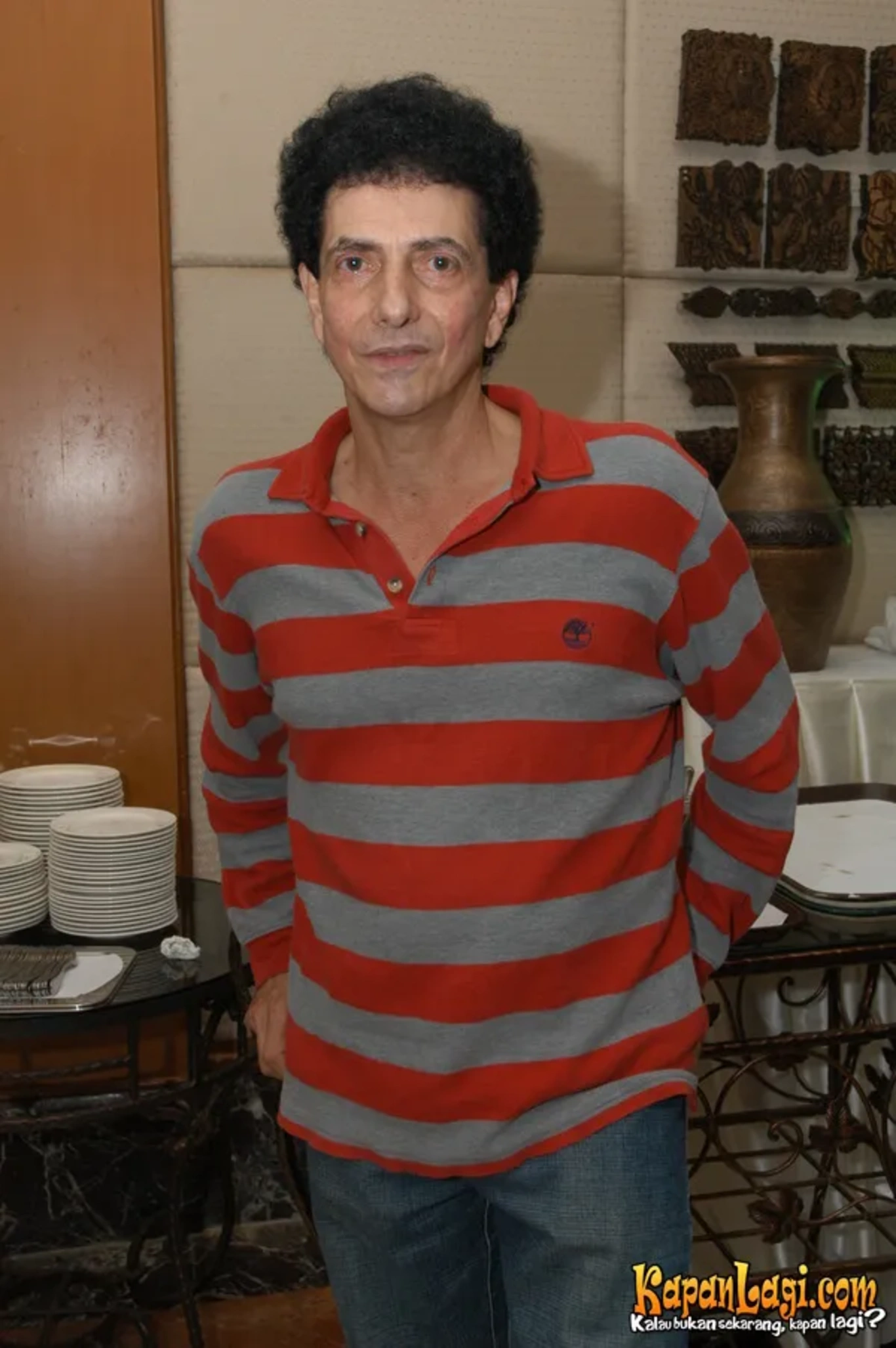 Jika Anda tidak melihat foto Ahmad Albar, kemungkinan karena foto dengan nomor tersebut tidak tersedia di Kapanlagi.com™