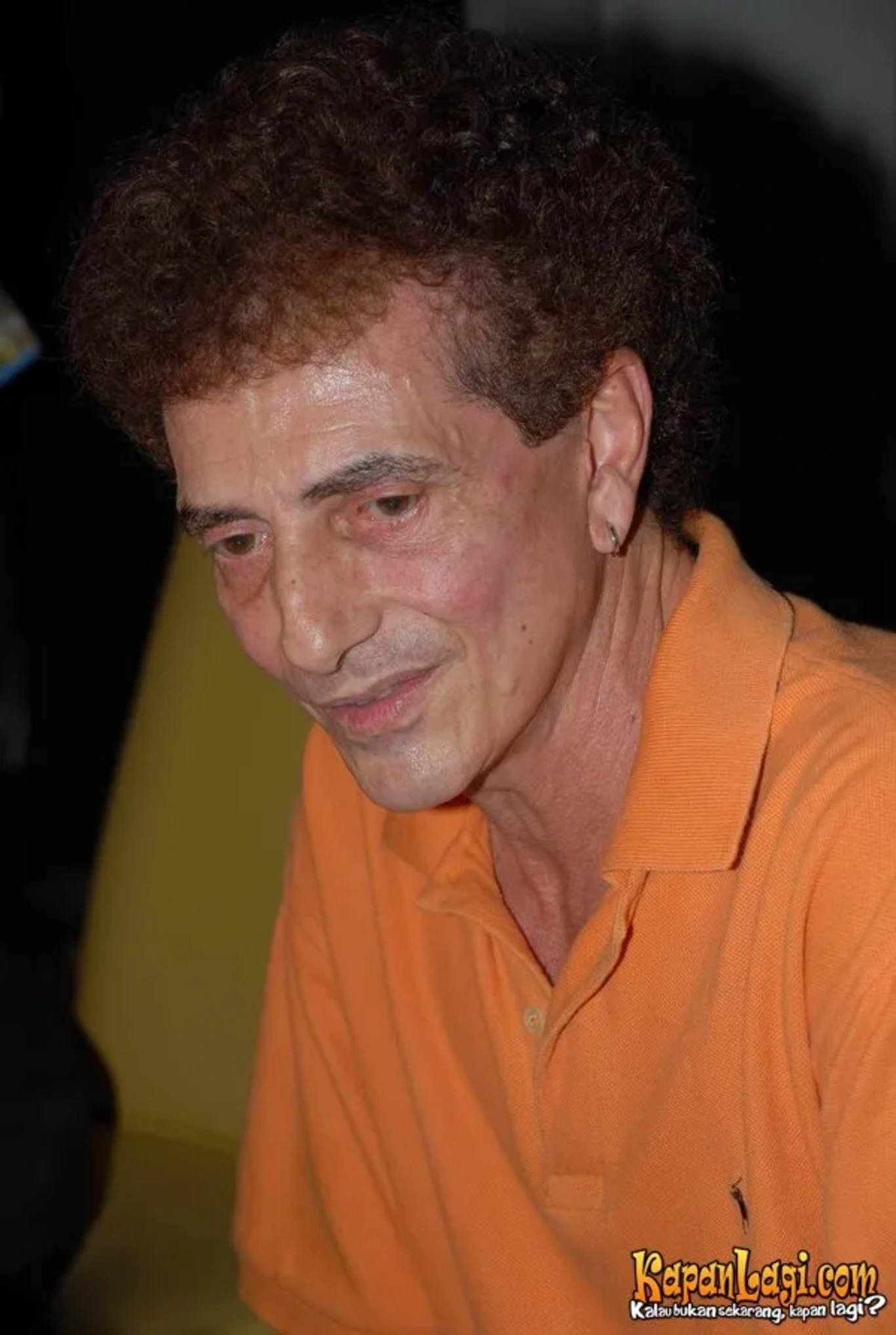 Jika Anda tidak melihat foto Ahmad Albar, kemungkinan karena foto dengan nomor tersebut tidak tersedia di Kapanlagi.com™