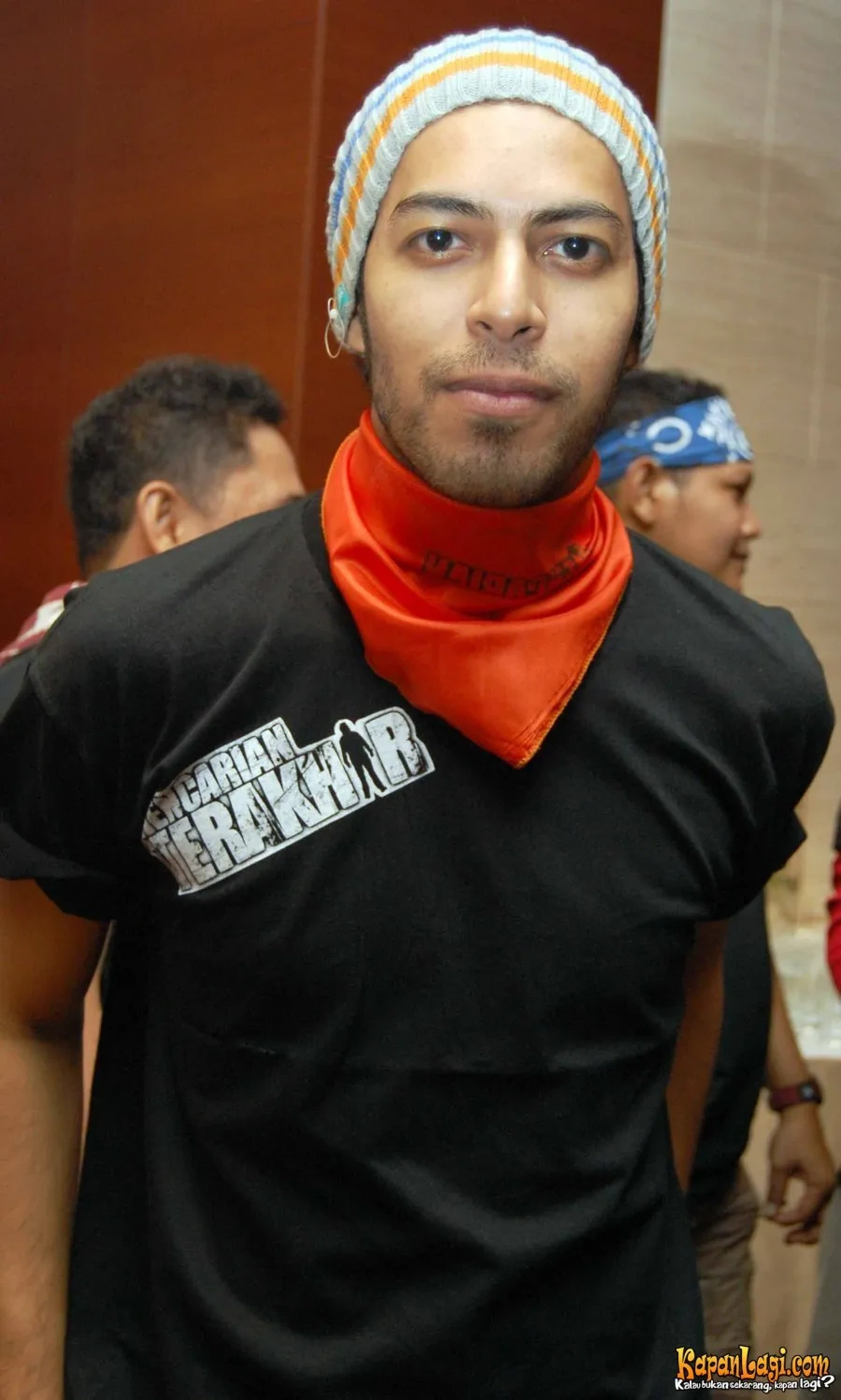 Jika Anda tidak melihat foto Alex Abbad, kemungkinan karena foto dengan nomor tersebut tidak tersedia di Kapanlagi.com™