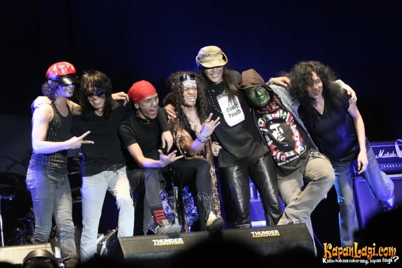 Jika Anda tidak melihat foto All Indonesian Rock Stars, kemungkinan karena foto dengan nomor tersebut tidak tersedia di Kapanlagi.com™