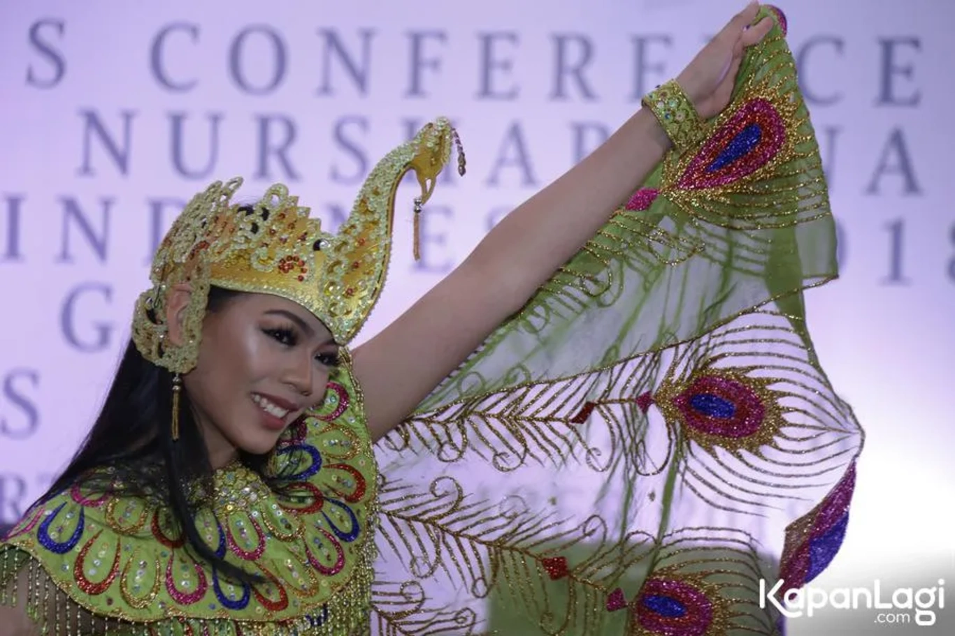 Jika Anda tidak melihat foto Alya Nurshabrina, kemungkinan karena foto dengan nomor tersebut tidak tersedia di Kapanlagi.com™