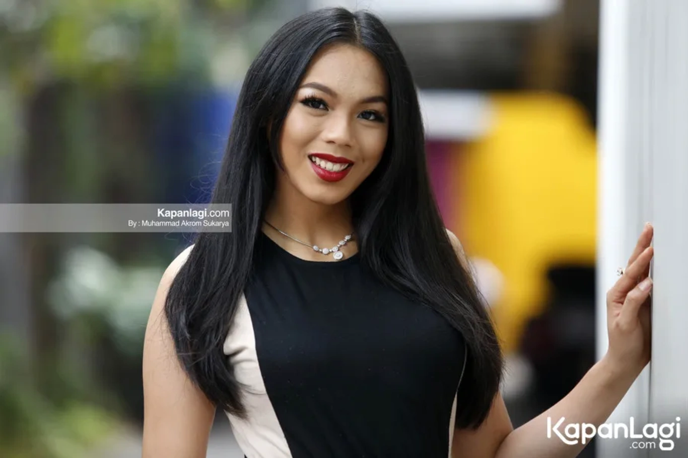 Jika Anda tidak melihat foto Alya Nurshabrina, kemungkinan karena foto dengan nomor tersebut tidak tersedia di Kapanlagi.com™