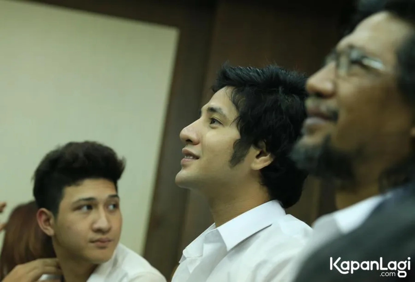 Jika Anda tidak melihat foto Amar Zoni, kemungkinan karena foto dengan nomor tersebut tidak tersedia di Kapanlagi.com™