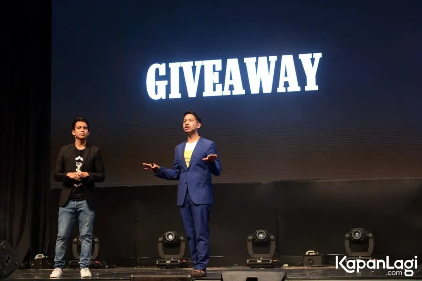 Jika Anda tidak melihat foto Andovi Da Lopez, kemungkinan karena foto dengan nomor tersebut tidak tersedia di Kapanlagi.com™