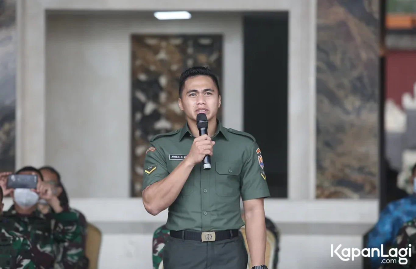 Jika Anda tidak melihat foto Aprilia Santini Manganang, kemungkinan karena foto dengan nomor tersebut tidak tersedia di Kapanlagi.com™