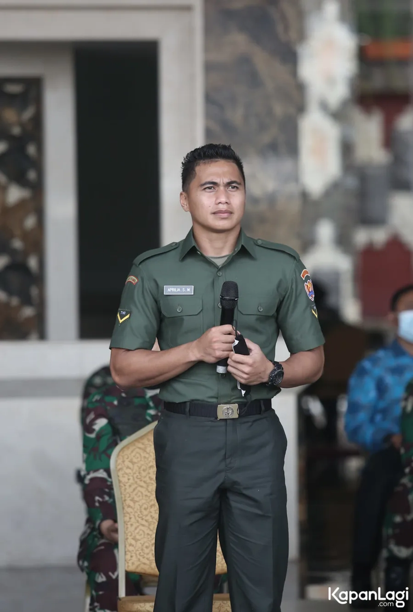 Jika Anda tidak melihat foto Aprilia Santini Manganang, kemungkinan karena foto dengan nomor tersebut tidak tersedia di Kapanlagi.com™