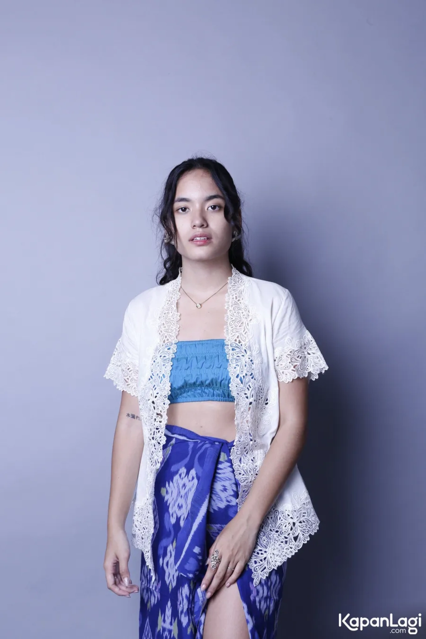 Jika Anda tidak melihat foto Arawinda Kirana, kemungkinan karena foto dengan nomor tersebut tidak tersedia di Kapanlagi.com™