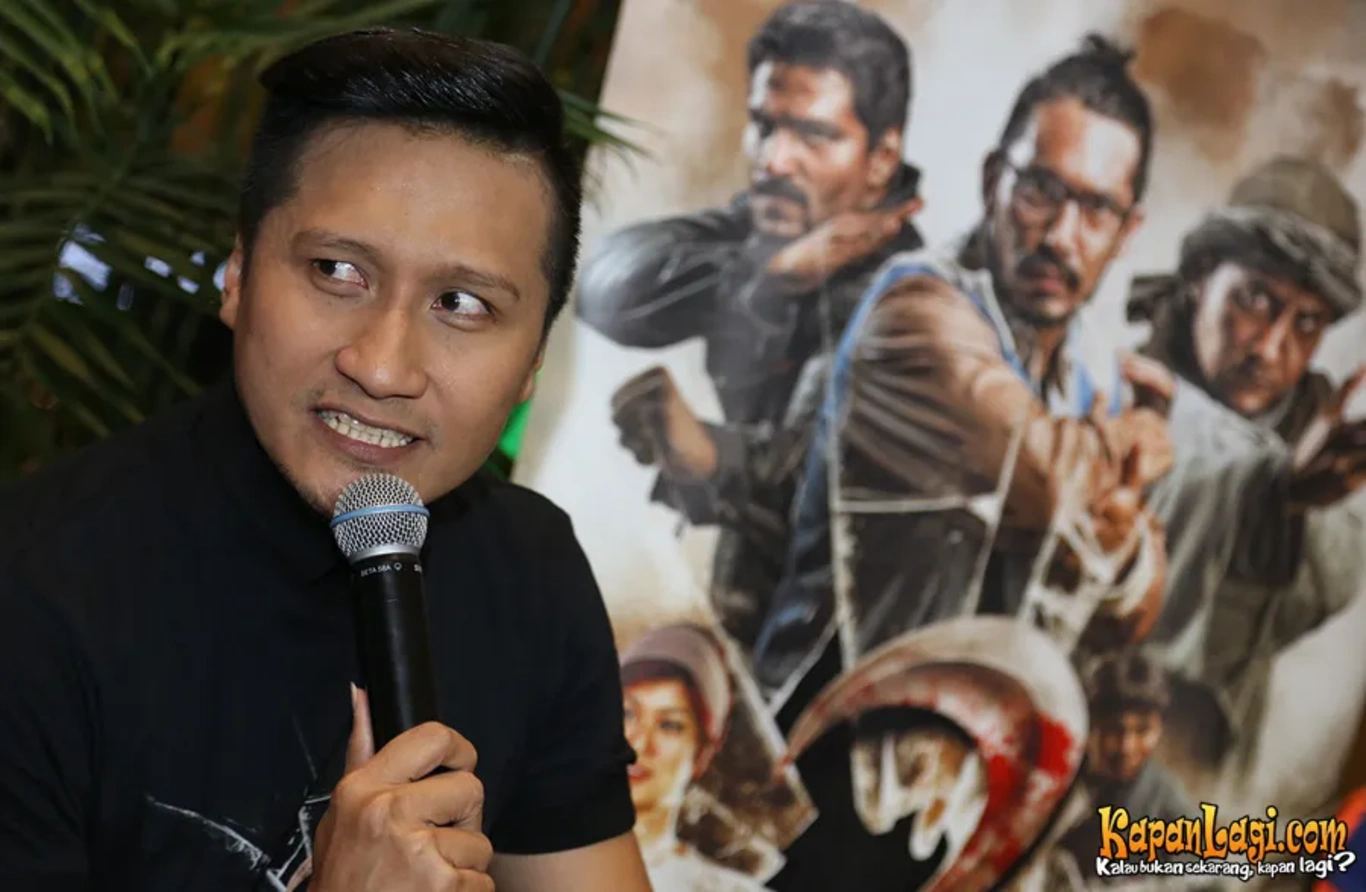 Jika Anda tidak melihat foto Arie Untung, kemungkinan karena foto dengan nomor tersebut tidak tersedia di Kapanlagi.com™