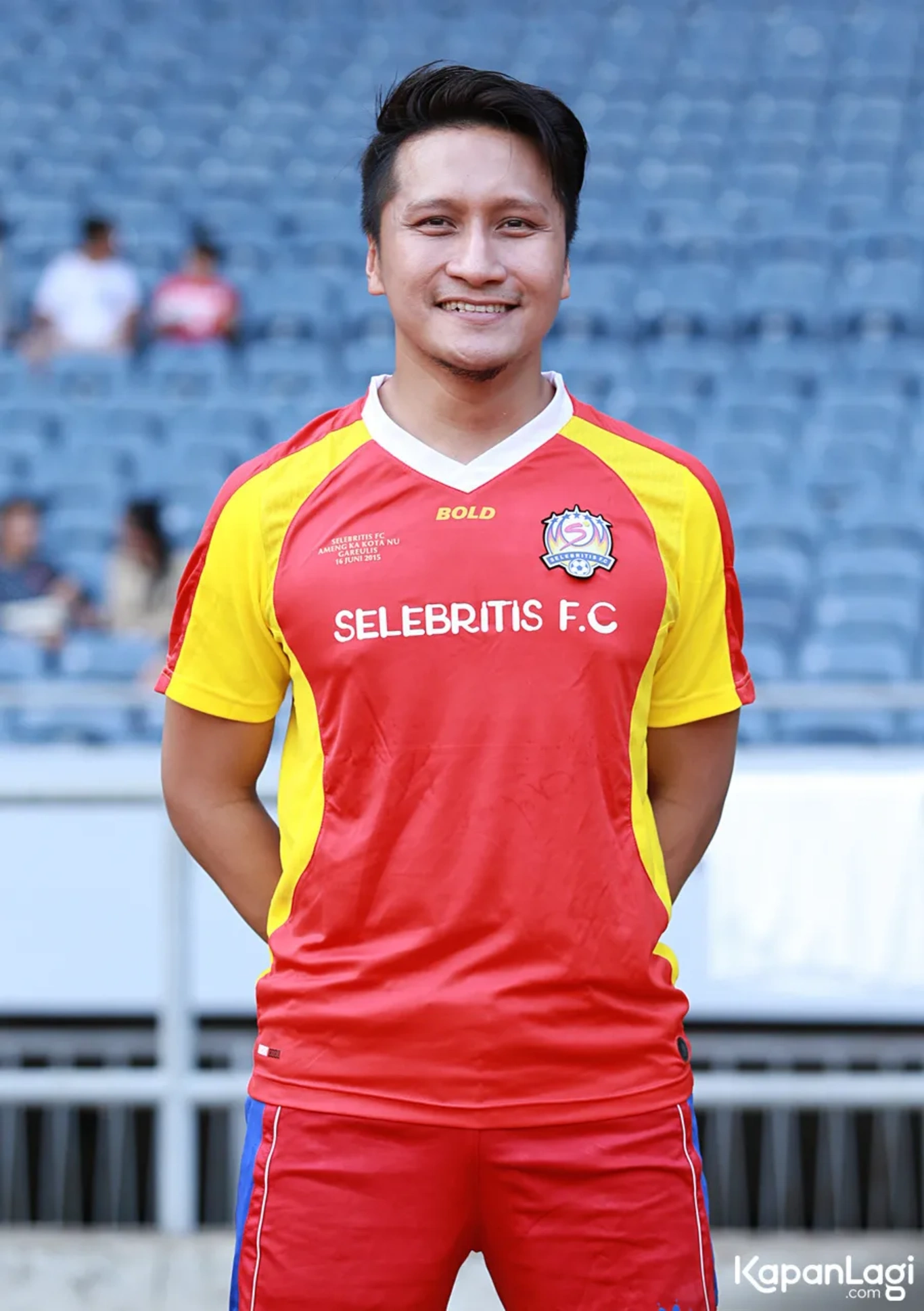 Jika Anda tidak melihat foto Arie Untung, kemungkinan karena foto dengan nomor tersebut tidak tersedia di Kapanlagi.com™