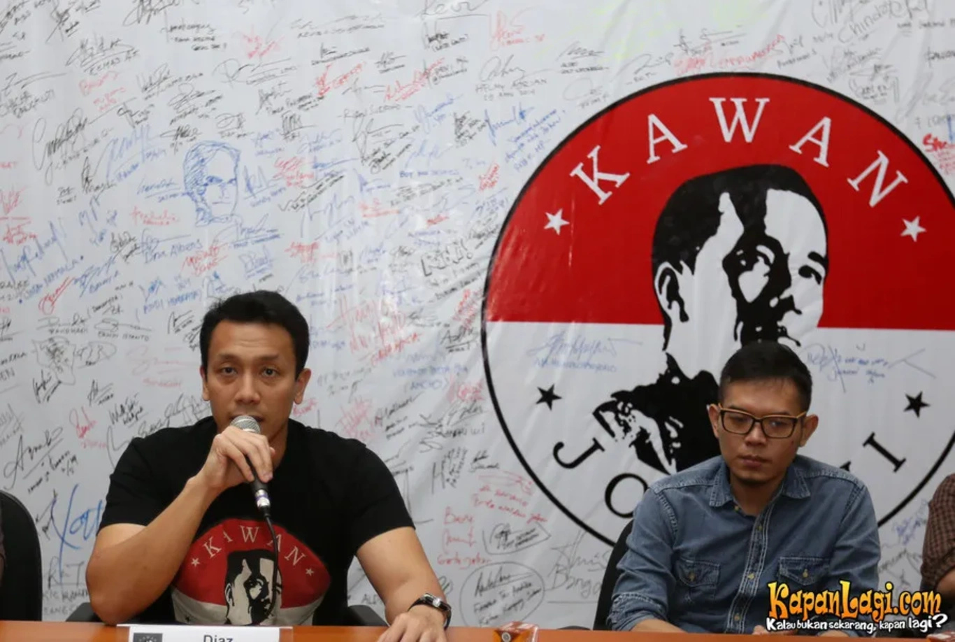 Jika Anda tidak melihat foto Arya Dinata, kemungkinan karena foto dengan nomor tersebut tidak tersedia di Kapanlagi.com™