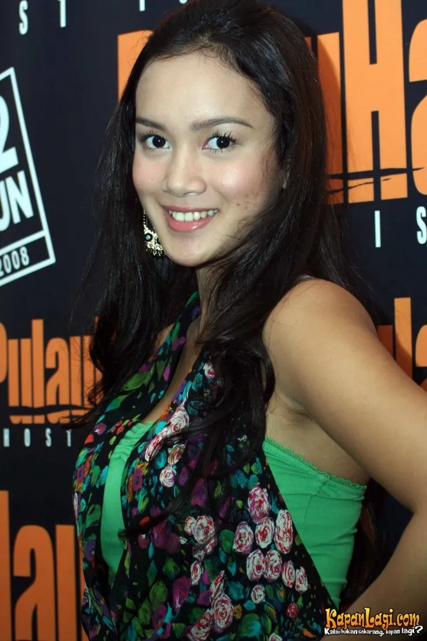 Jika Anda tidak melihat foto Astrid Satwika, kemungkinan karena foto dengan nomor tersebut tidak tersedia di Kapanlagi.com™