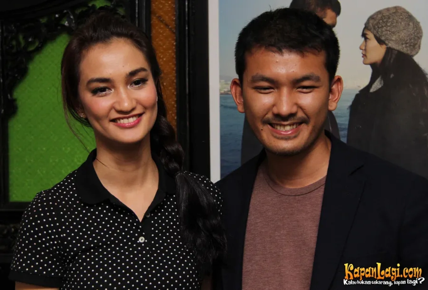 Jika Anda tidak melihat foto Atiqah Hasiholan, kemungkinan karena foto dengan nomor tersebut tidak tersedia di Kapanlagi.com™