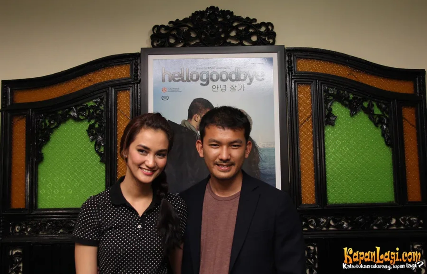 Jika Anda tidak melihat foto Atiqah Hasiholan, kemungkinan karena foto dengan nomor tersebut tidak tersedia di Kapanlagi.com™