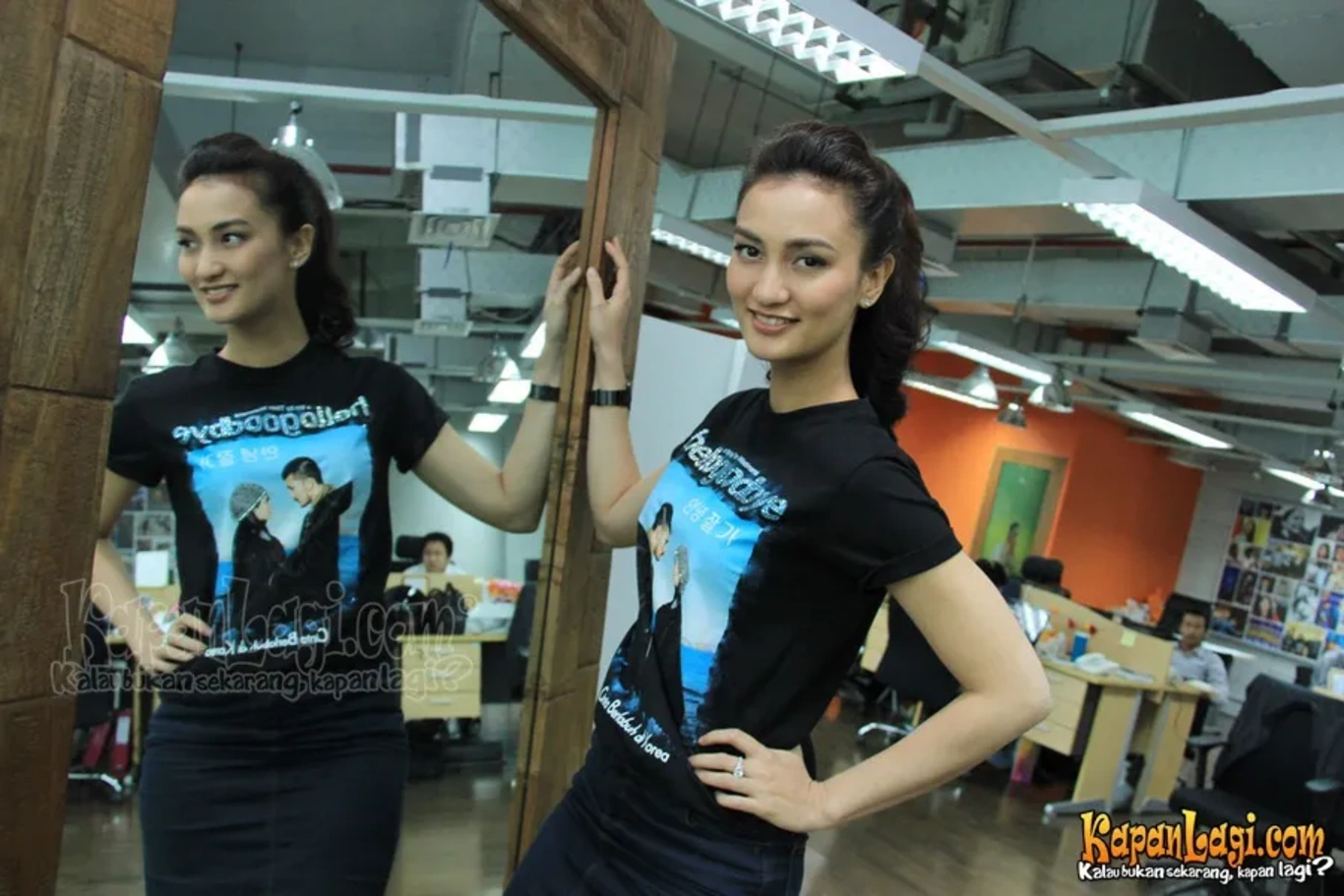 Jika Anda tidak melihat foto Atiqah Hasiholan, kemungkinan karena foto dengan nomor tersebut tidak tersedia di Kapanlagi.com™