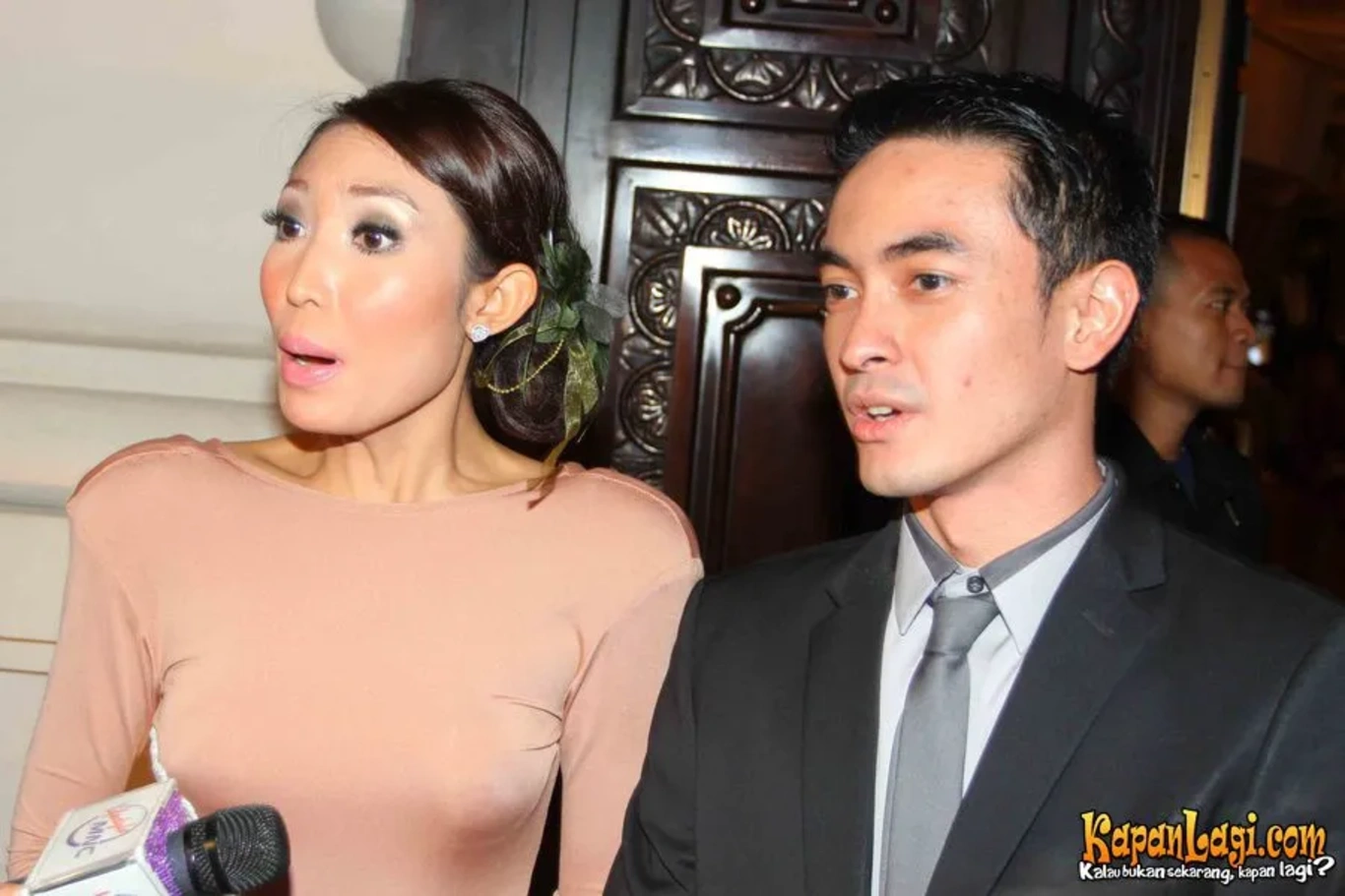 Jika Anda tidak melihat foto Ayu Dewi, kemungkinan karena foto dengan nomor tersebut tidak tersedia di Kapanlagi.com™