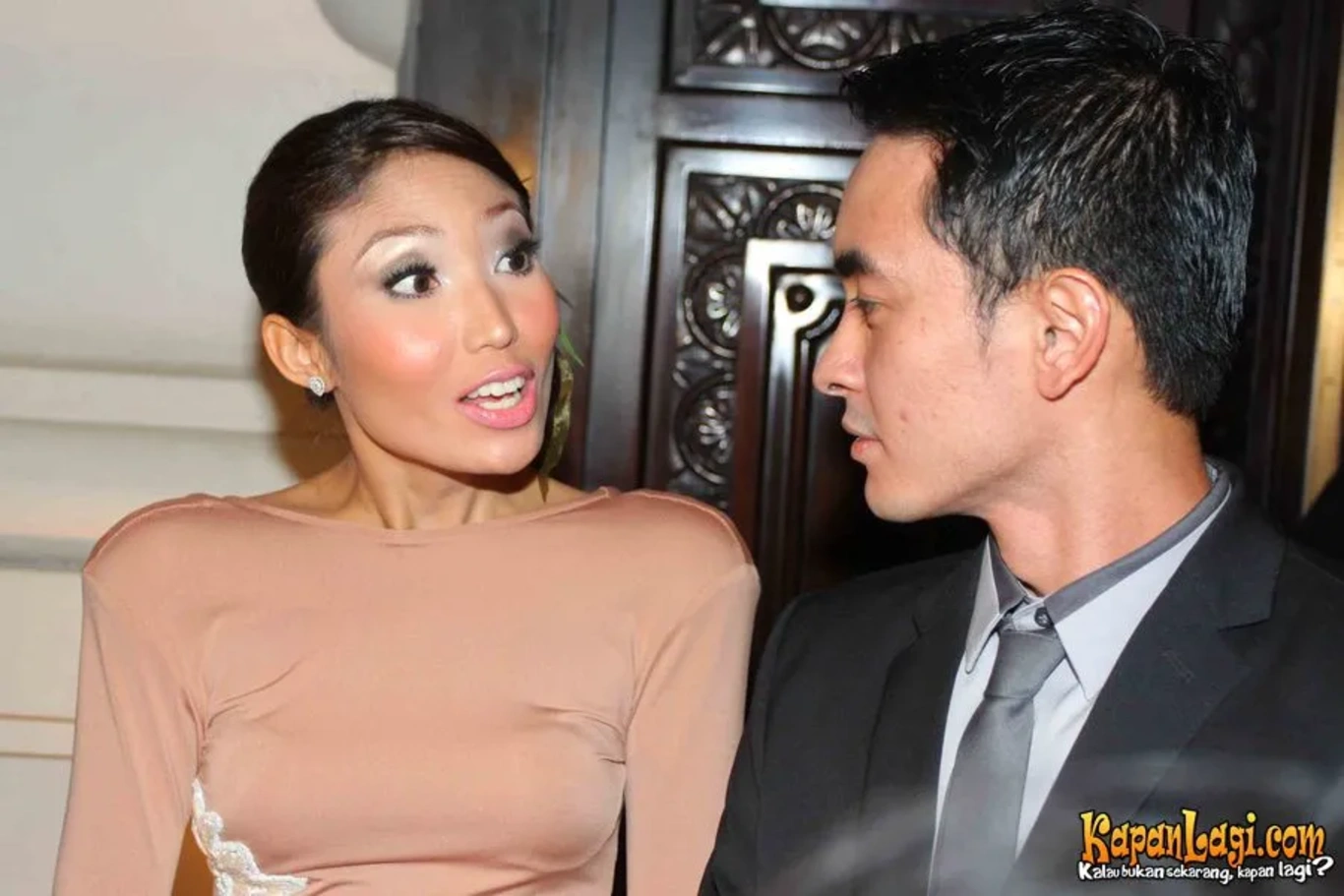 Jika Anda tidak melihat foto Ayu Dewi, kemungkinan karena foto dengan nomor tersebut tidak tersedia di Kapanlagi.com™