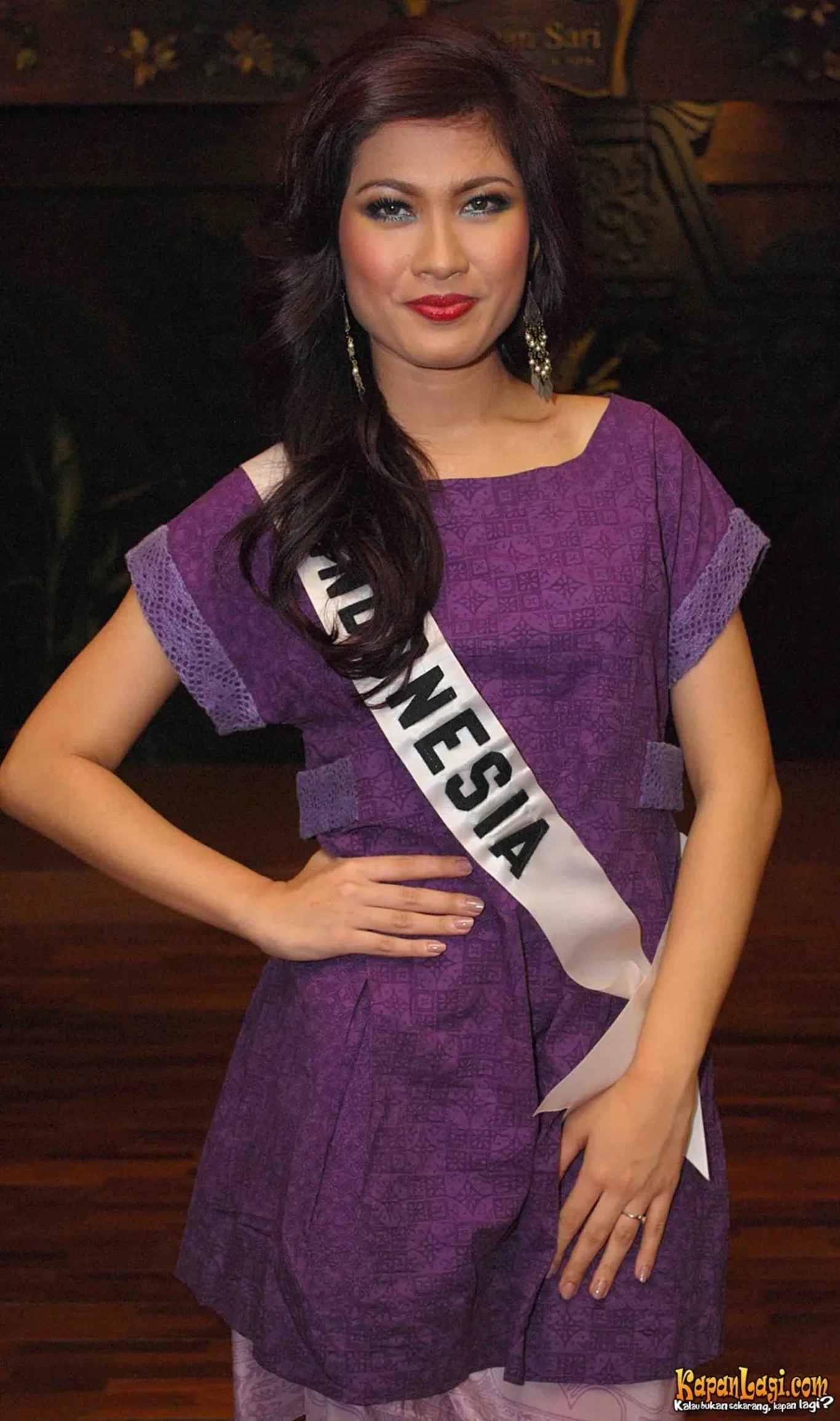 Jika Anda tidak melihat foto Ayu Diandra Sari, kemungkinan karena foto dengan nomor tersebut tidak tersedia di Kapanlagi.com™