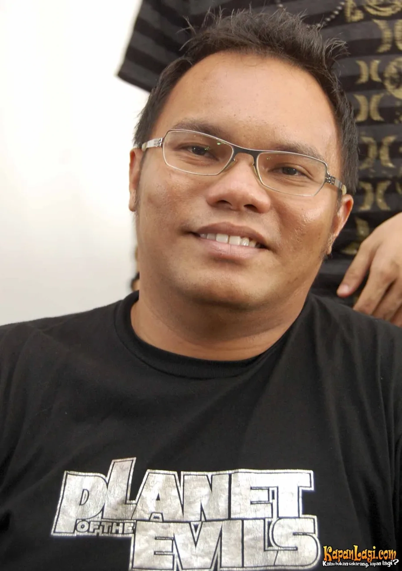Jika Anda tidak melihat foto Badai Kerispatih, kemungkinan karena foto dengan nomor tersebut tidak tersedia di Kapanlagi.com™