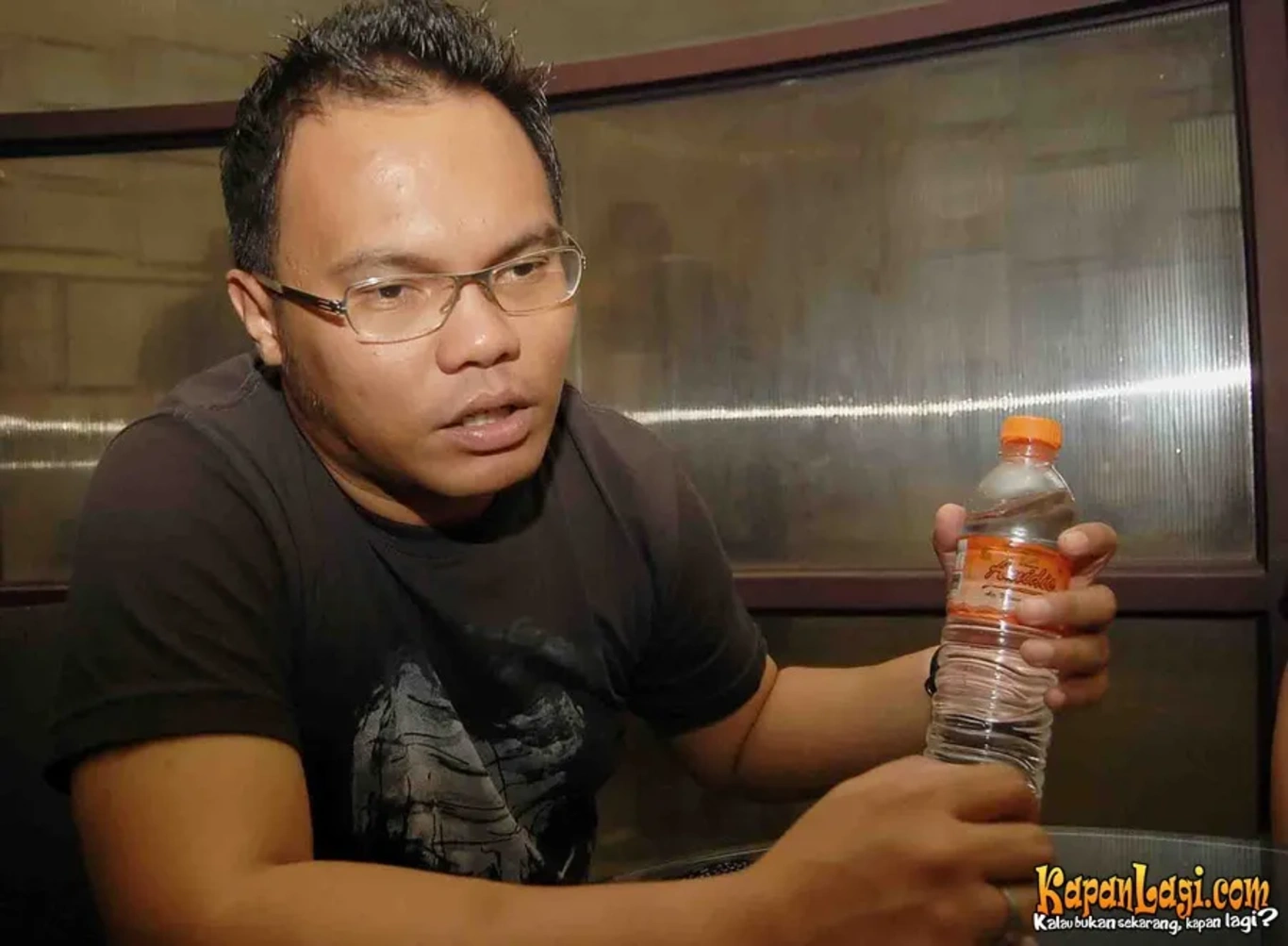 Jika Anda tidak melihat foto Badai Kerispatih, kemungkinan karena foto dengan nomor tersebut tidak tersedia di Kapanlagi.com™