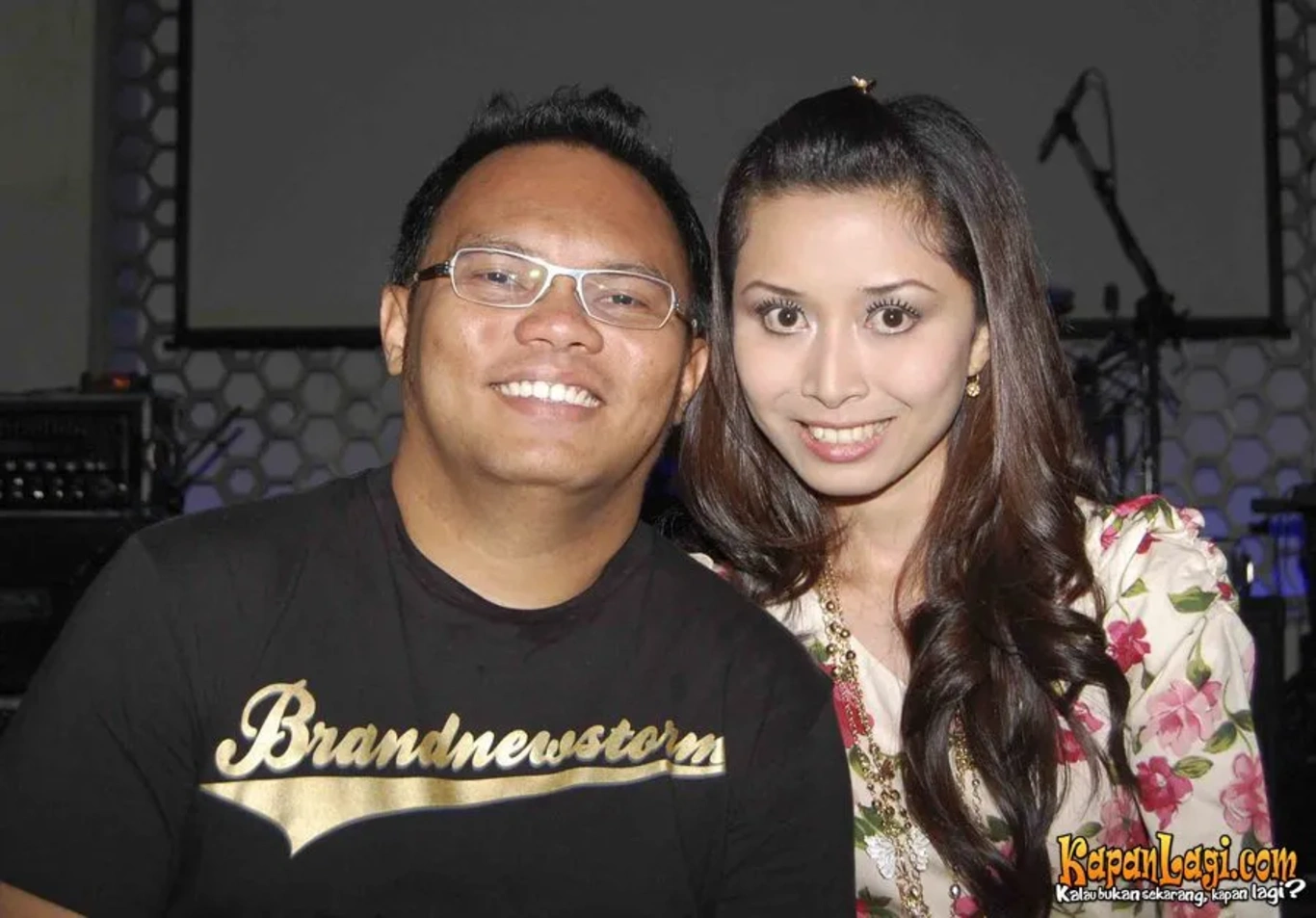 Jika Anda tidak melihat foto Badai Kerispatih, kemungkinan karena foto dengan nomor tersebut tidak tersedia di Kapanlagi.com™