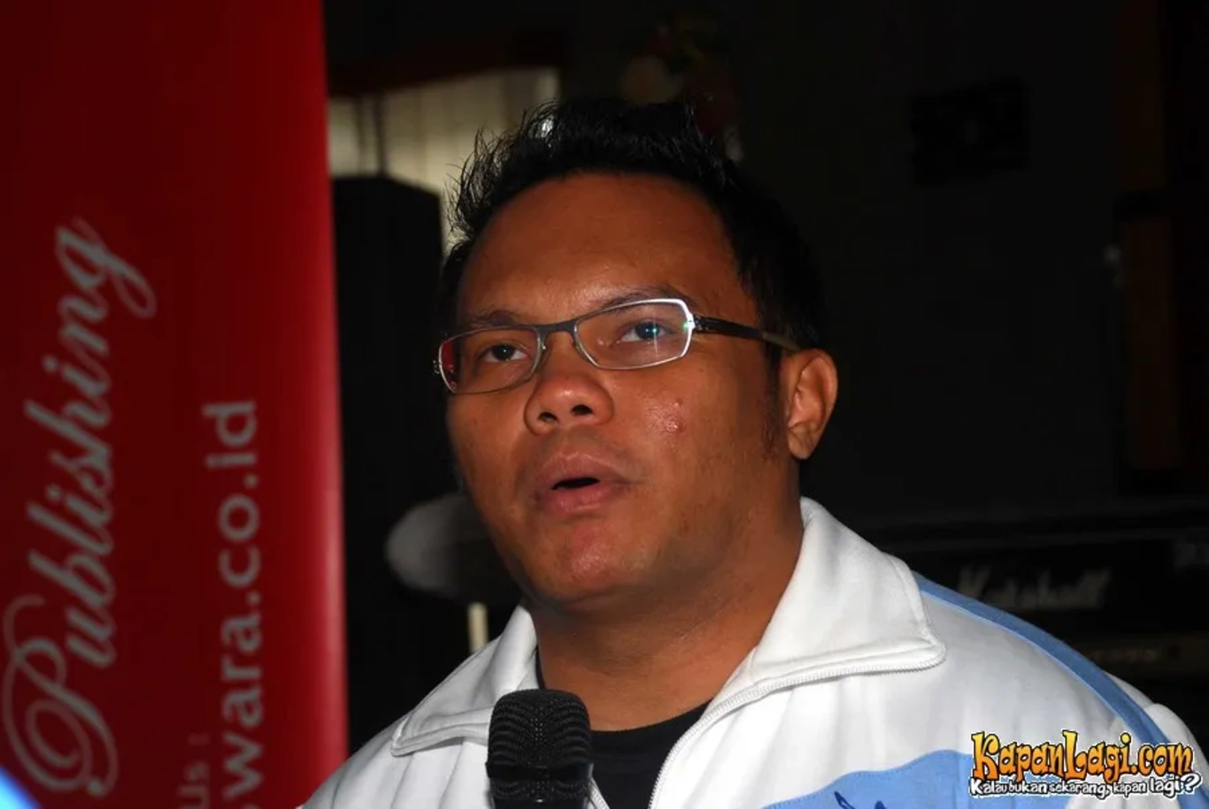 Jika Anda tidak melihat foto Badai Kerispatih, kemungkinan karena foto dengan nomor tersebut tidak tersedia di Kapanlagi.com™