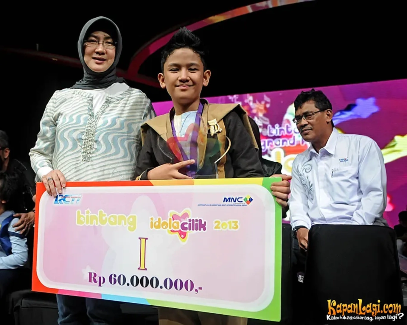 Jika Anda tidak melihat foto Bagas Idola Cilik, kemungkinan karena foto dengan nomor tersebut tidak tersedia di Kapanlagi.com™