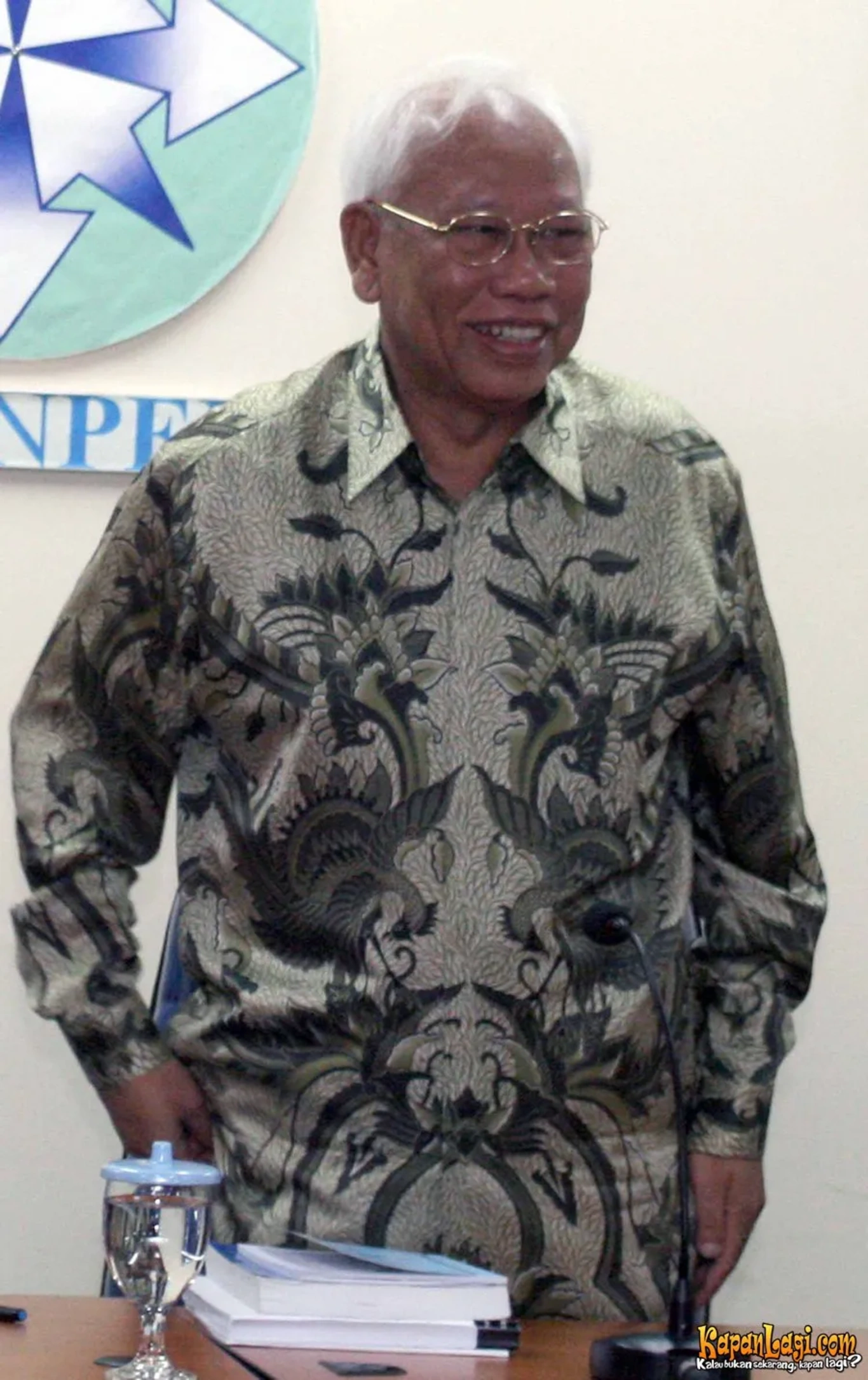 Jika Anda tidak melihat foto Bagir Manan, kemungkinan karena foto dengan nomor tersebut tidak tersedia di Kapanlagi.com™